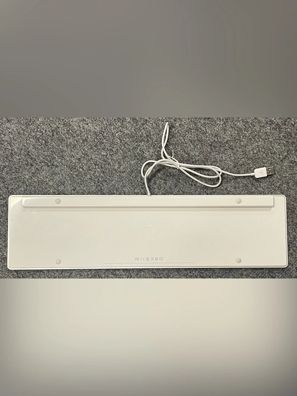 Apple Office Keyboard A1243 No. 2171 2 USB Ports